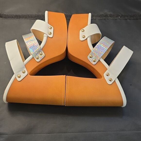 BRAND NEW KAYLEEN BY LOS ANGELES THREE STRAPS  BLOCK -HEEL SQUARE TOE SANDAL - Picture 8 of 15